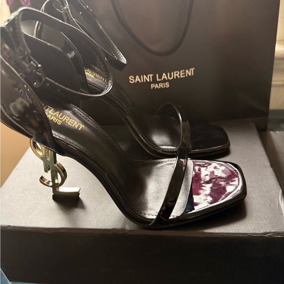 Saint Laurent YSL Patent Leather High Heels Black Elegant - Picture 14 of 16